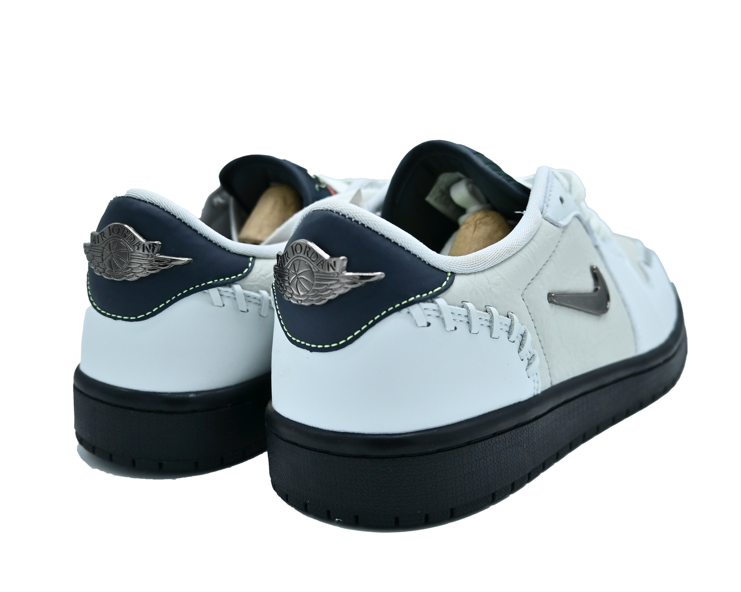Jordan 1 low method of make